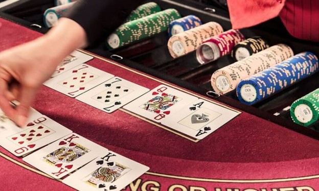 Mẹo để chơi Casino Stud Poker tại 8xbet hiệu quả, giúp bạn nâng cao cơ hội chiến thắng."